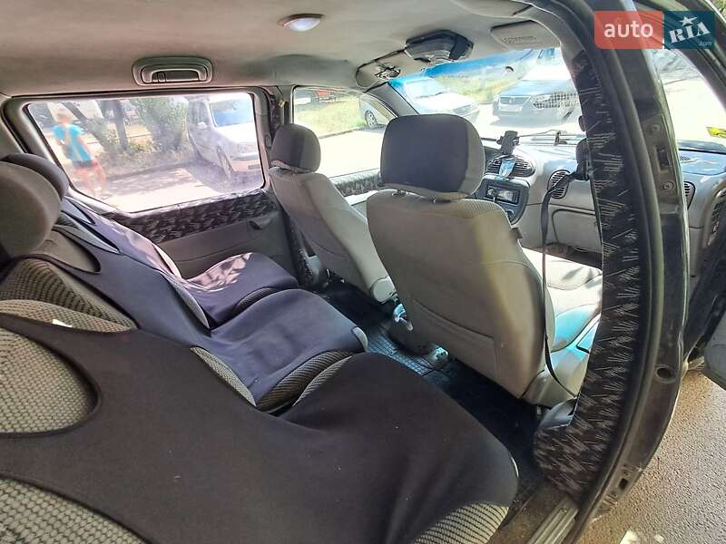 Минивэн Dodge Caravan 1997 в Ужгороде