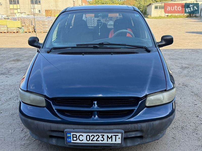 Dodge Caravan 2001