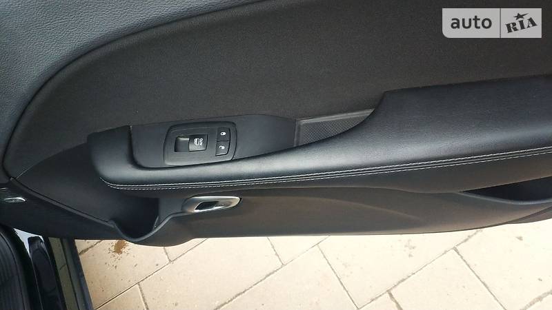 Купе Dodge Challenger 2016 в Києві фото 7 Купе Dodge Challenger 2016 в Києві