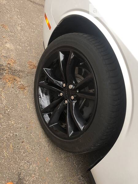 Купе Dodge Challenger 2015 в Киеве