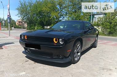 Купе Dodge Challenger 2015 в Киеве