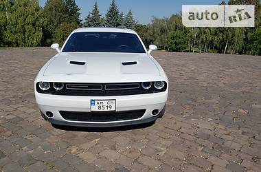 Купе Dodge Challenger 2014 в Житомире