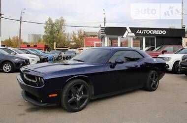 Купе Dodge Challenger 2013 в Харкові