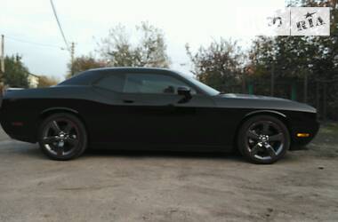 Купе Dodge Challenger 2013 в Киеве