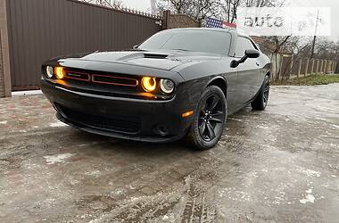 Купе Dodge Challenger 2016 в 