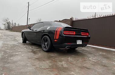 Купе Dodge Challenger 2016 в 