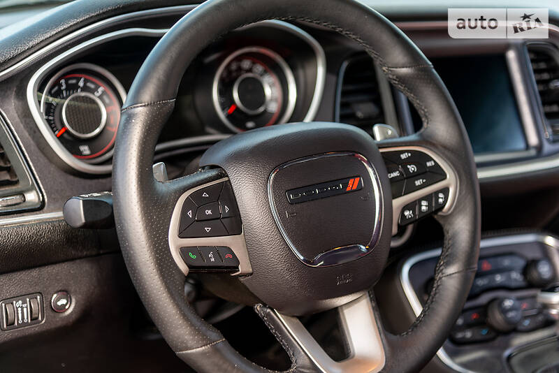 Купе Dodge Challenger 2016 в Ивано-Франковске