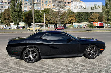 Купе Dodge Challenger 2017 в Одесі