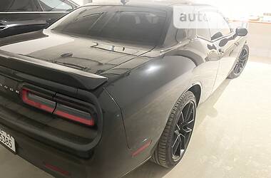 Купе Dodge Challenger 2019 в Ужгороді