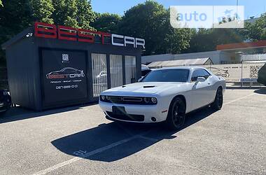 Купе Dodge Challenger 2016 в Виннице