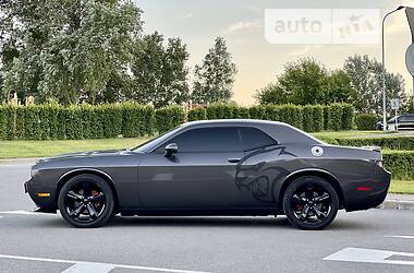 Купе Dodge Challenger 2013 в Киеве