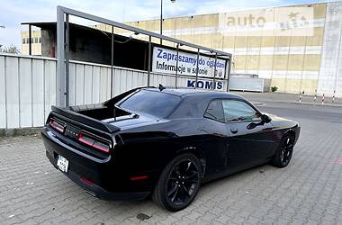 Купе Dodge Challenger 2015 в 