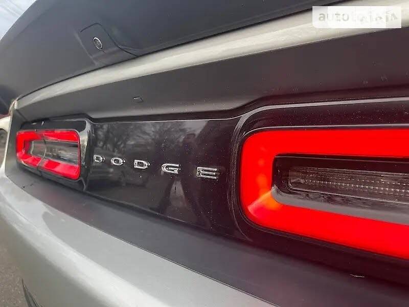 Купе Dodge Challenger 2019 в Києві фото 10 Купе Dodge Challenger 2019 в Києві