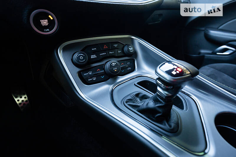 Купе Dodge Challenger 2018 в Киеве фото 62 Купе Dodge Challenger 2018 в Киеве