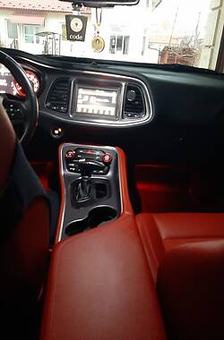 Купе Dodge Challenger 2018 в 