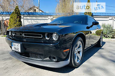 Купе Dodge Challenger 2016 в 
