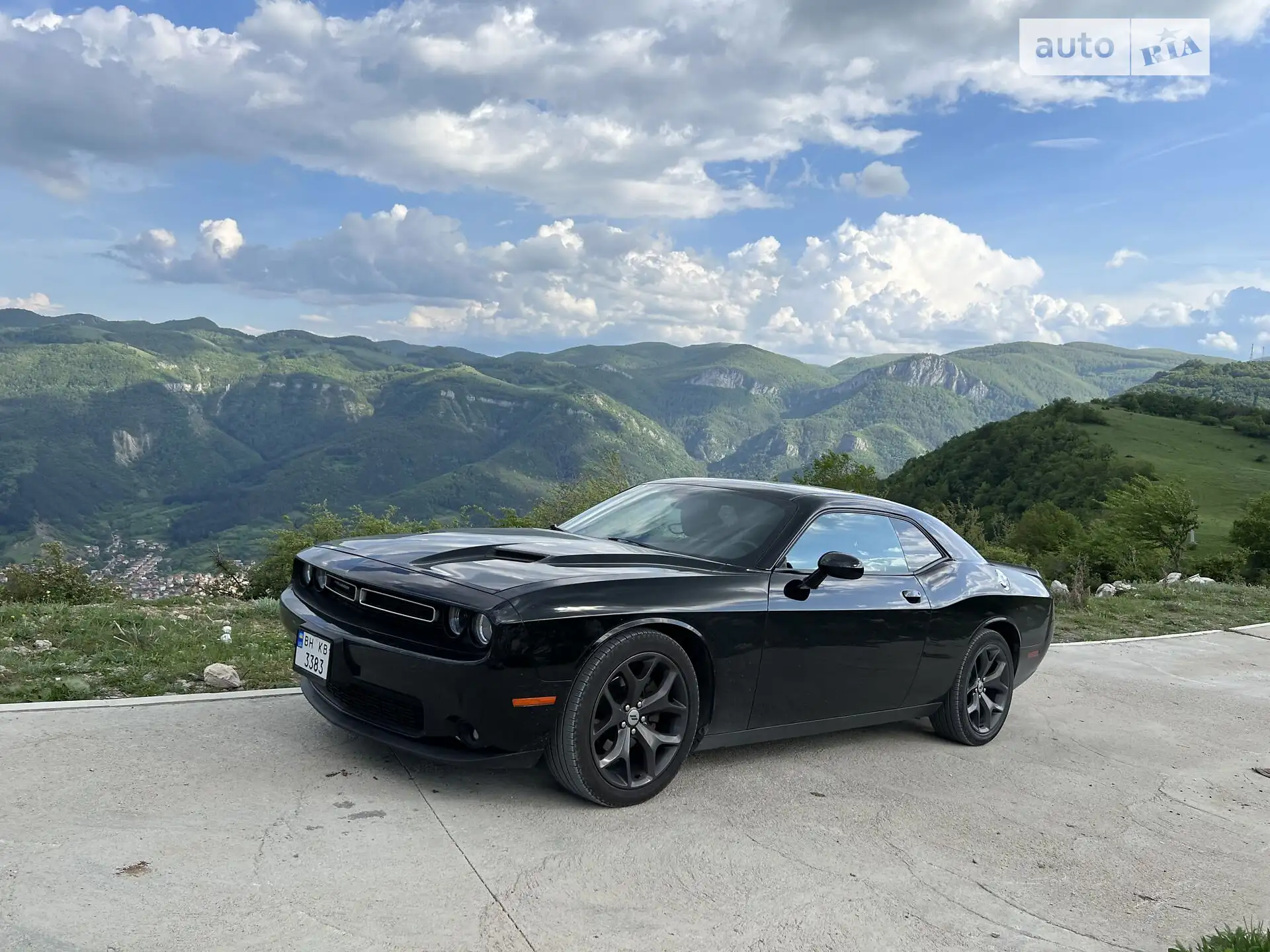 2017 Dodge Challenger - мініатюра 20