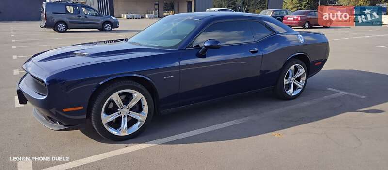 Купе Dodge Challenger 2014 в Киеве