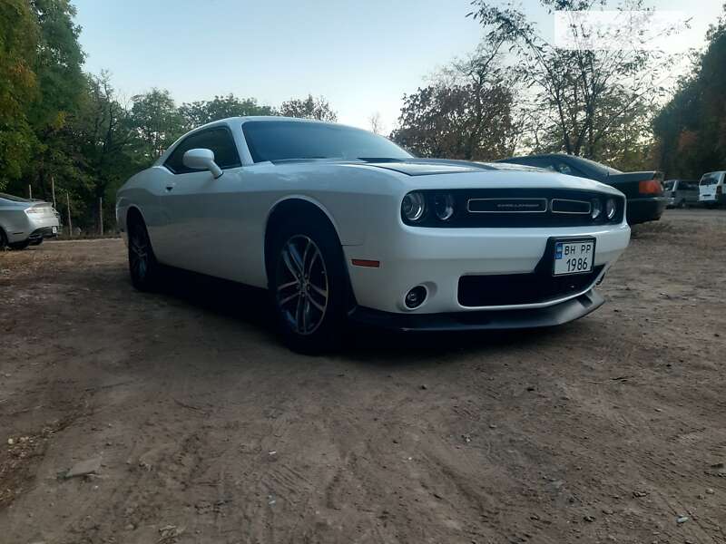 Купе Dodge Challenger 2018 в Одесі