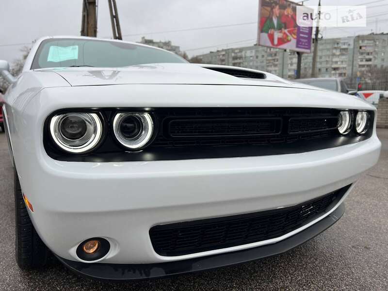 Купе Dodge Challenger 2018 в Запорожье