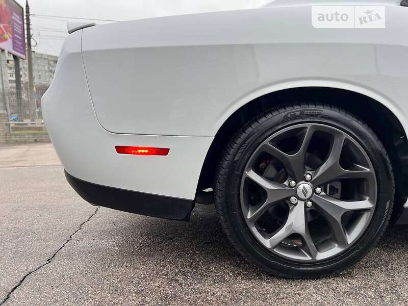 Купе Dodge Challenger 2018 в Запорожье