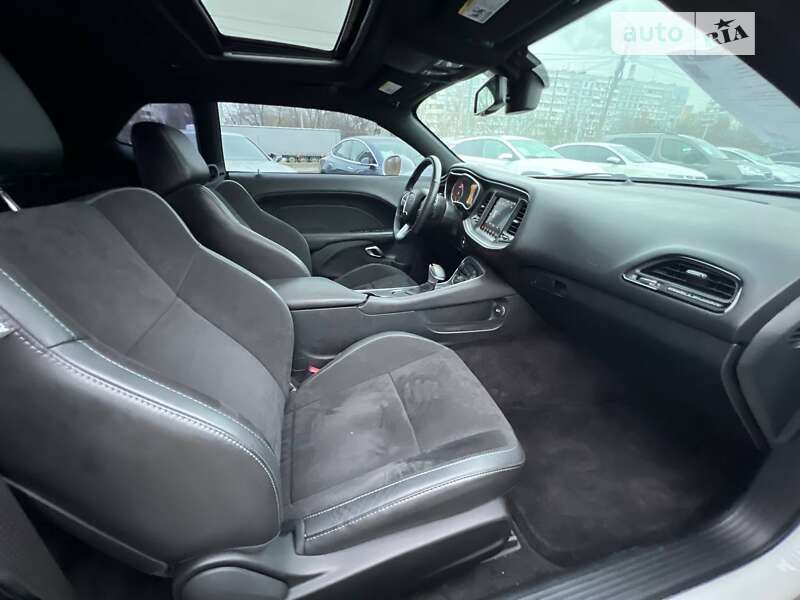Купе Dodge Challenger 2018 в Запорожье