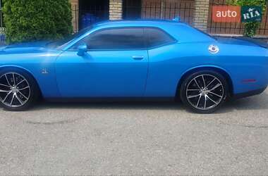 Купе Dodge Challenger 2016 в 