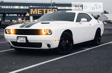 Купе Dodge Challenger 2016 в Киеве