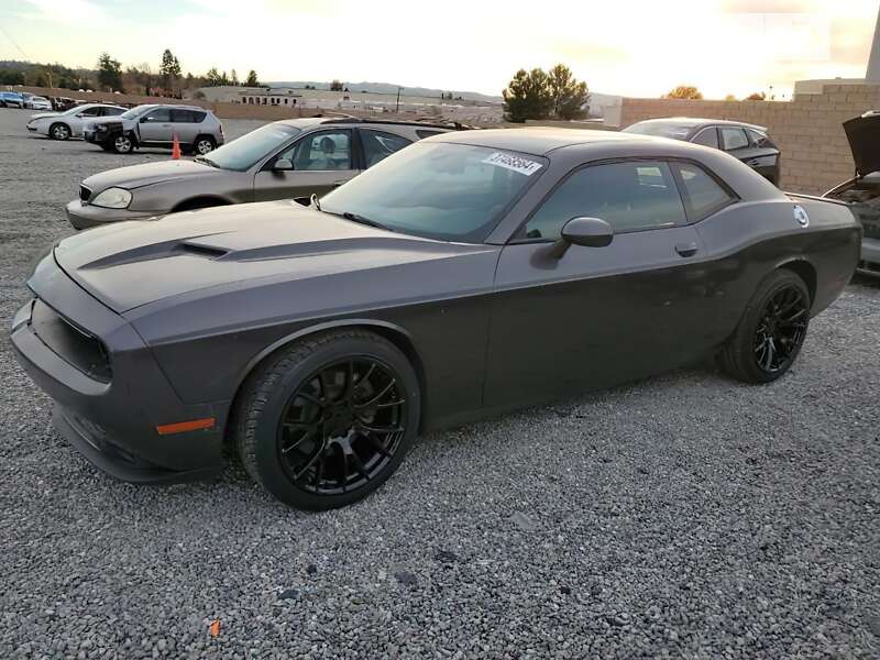 Купе Dodge Challenger 2015 в Киеве