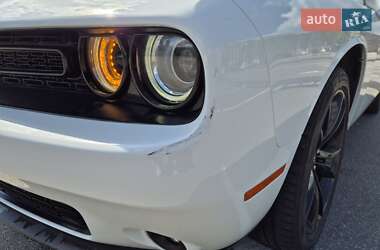 Купе Dodge Challenger 2017 в Києві