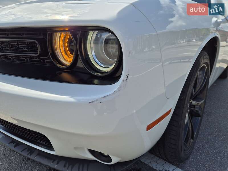Купе Dodge Challenger 2017 в Києві