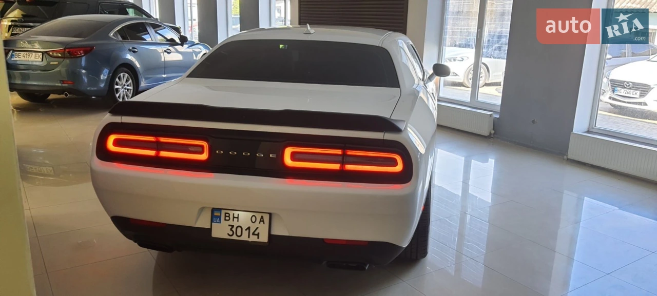 2016 Dodge Challenger - мініатюра 50