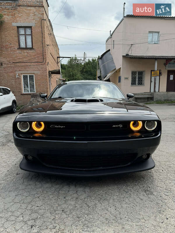 Купе Dodge Challenger 2020 в Киеве