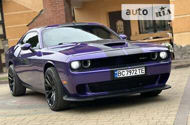 Купе Dodge Challenger 2019 в Львові