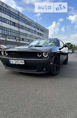 Купе Dodge Challenger 2017 в Києві