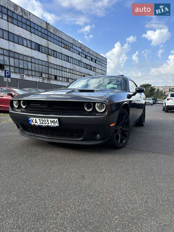 Dodge Challenger 2017