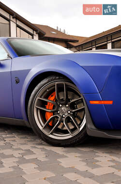 Купе Dodge Challenger 2019 в 