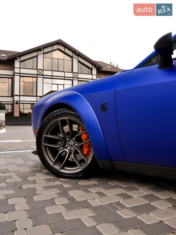 Купе Dodge Challenger 2019 в Киеве