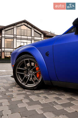 Купе Dodge Challenger 2019 в 