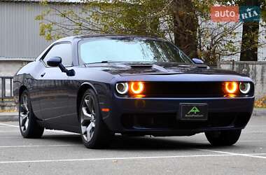 Купе Dodge Challenger 2014 в Киеве