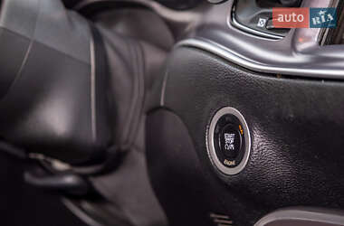 Купе Dodge Challenger 2015 в 