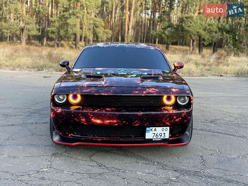 Купе Dodge Challenger 2016 в Киеве