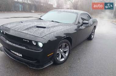 Купе Dodge Challenger 2016 в Дніпрі