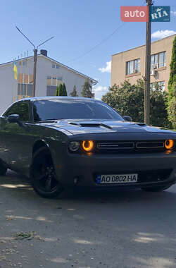 Купе Dodge Challenger 2017 в Мукачевому