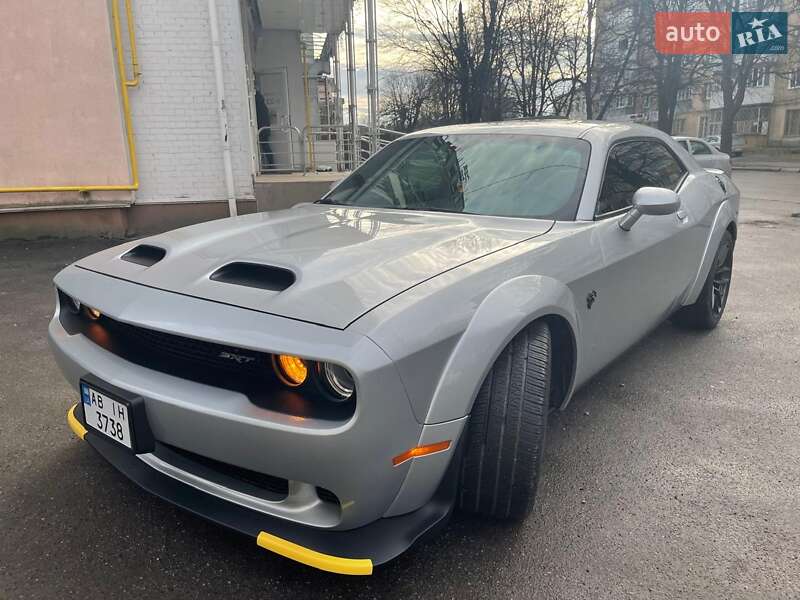 Купе Dodge Challenger 2019 в 