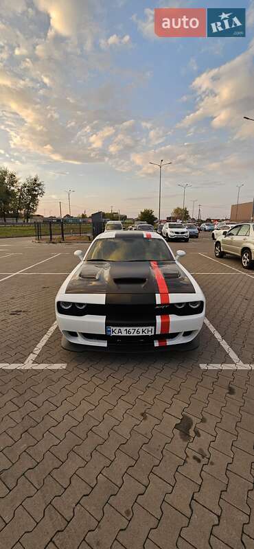 Купе Dodge Challenger 2019 в Киеве