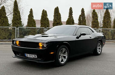 Купе Dodge Challenger 2015 в Києві