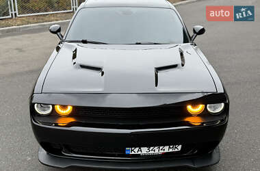 Купе Dodge Challenger 2015 в Смеле