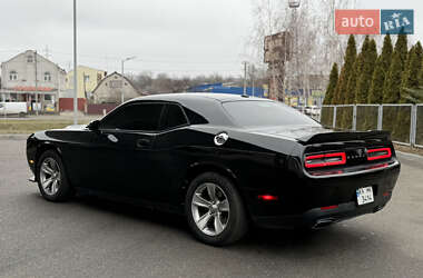 Купе Dodge Challenger 2015 в Смеле