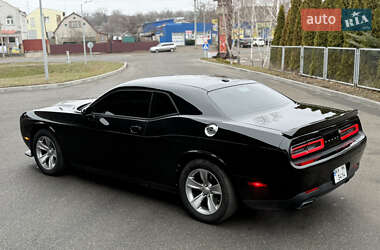 Купе Dodge Challenger 2015 в Смеле